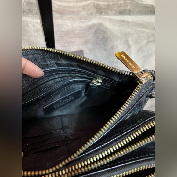 Michael Kors Bedford Triple Gusset Sling Crossbody bag in color Black - Picture 5 of 7